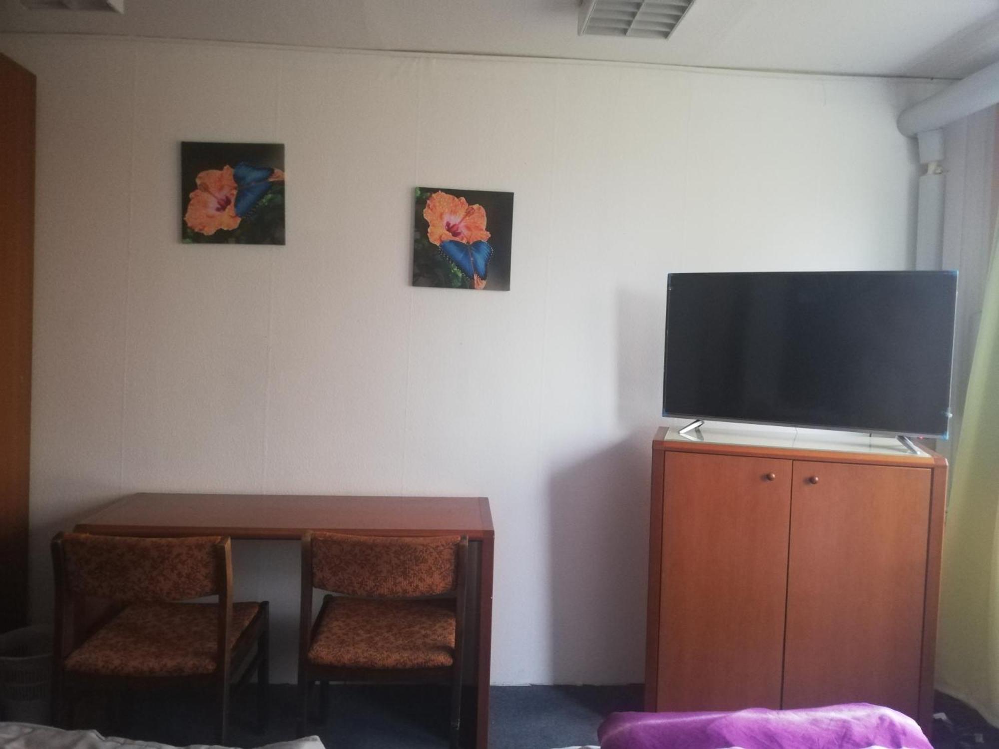 Tws Pension An Der B1 Magdeburg Phòng bức ảnh