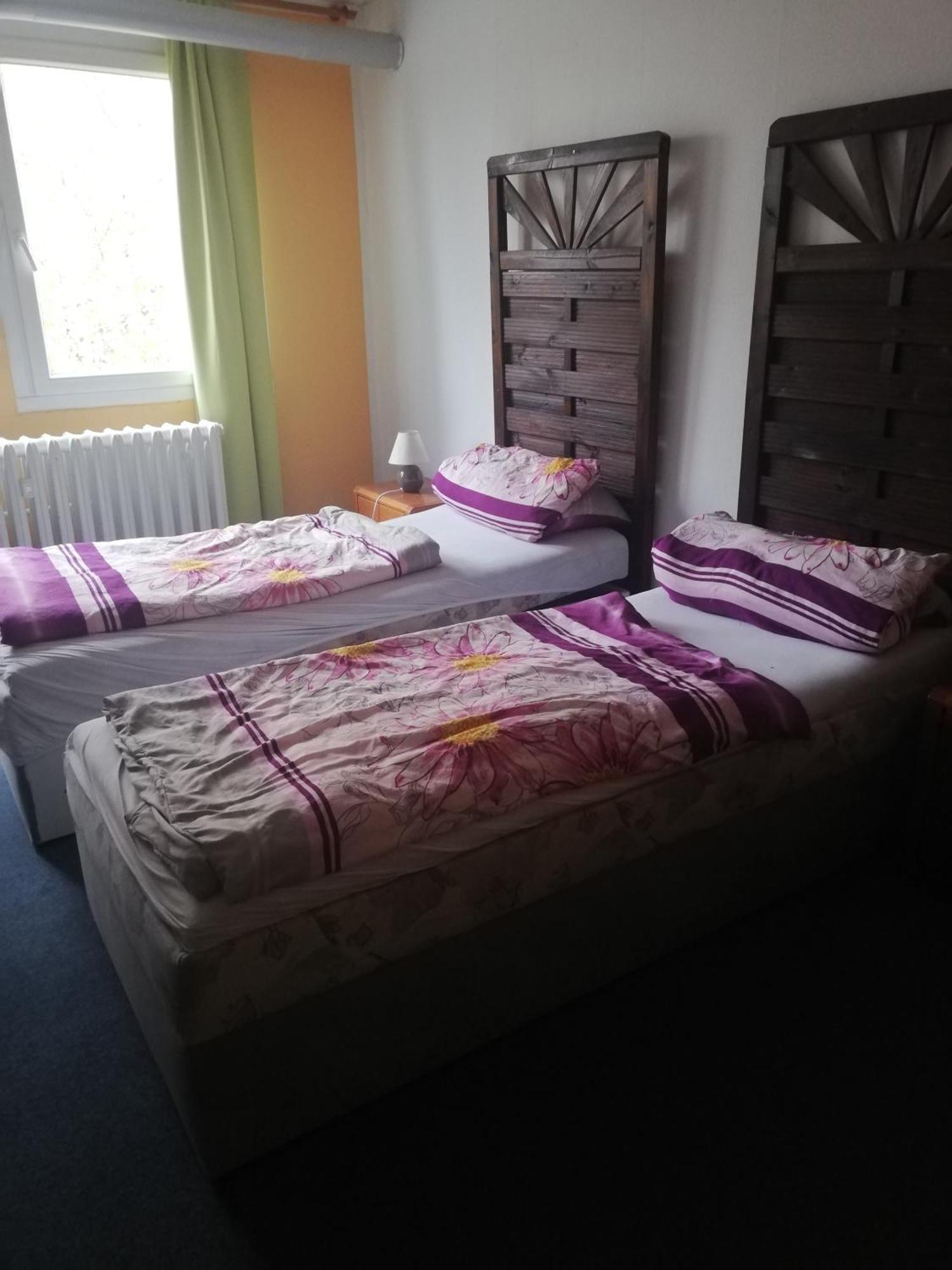 Tws Pension An Der B1 Magdeburg Phòng bức ảnh